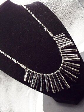 ALFANI MACY'S SILVERY & GUNMETAL SPIKES SPIKY FRINGE COLLAR NECKLACE 36